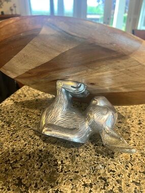 Silver Bunny Sculptural Bowl Stand - Decorative Home Art 🐰